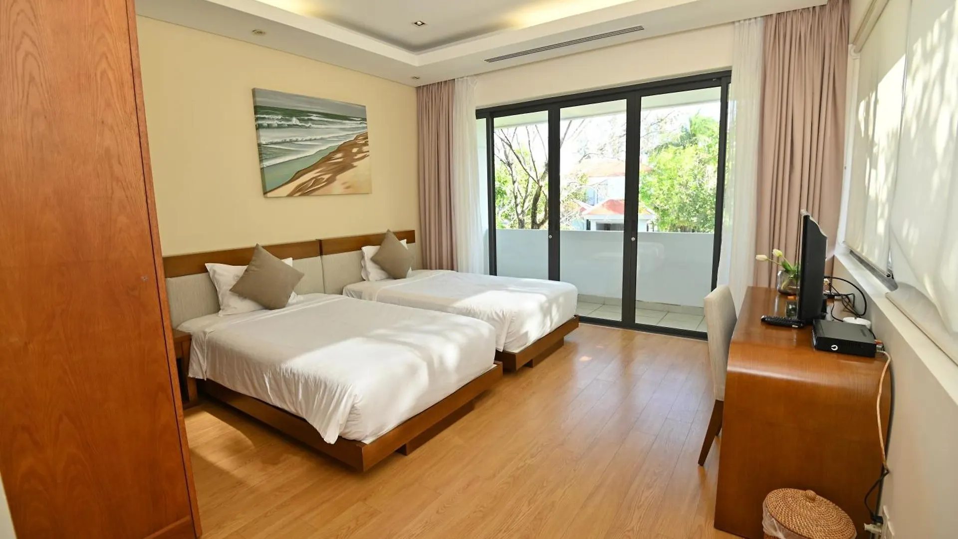 **** Resort The Ocean Luxury Villa Da Nang Vietnam