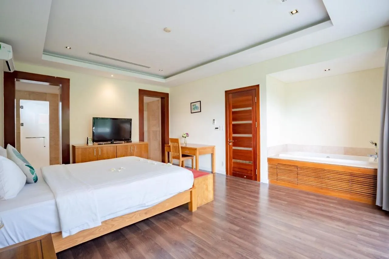The Ocean Luxury Villa Da Nang 4*,  Vietnam