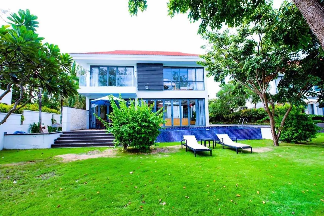 **** Resort The Ocean Luxury Villa Da Nang Vietnam