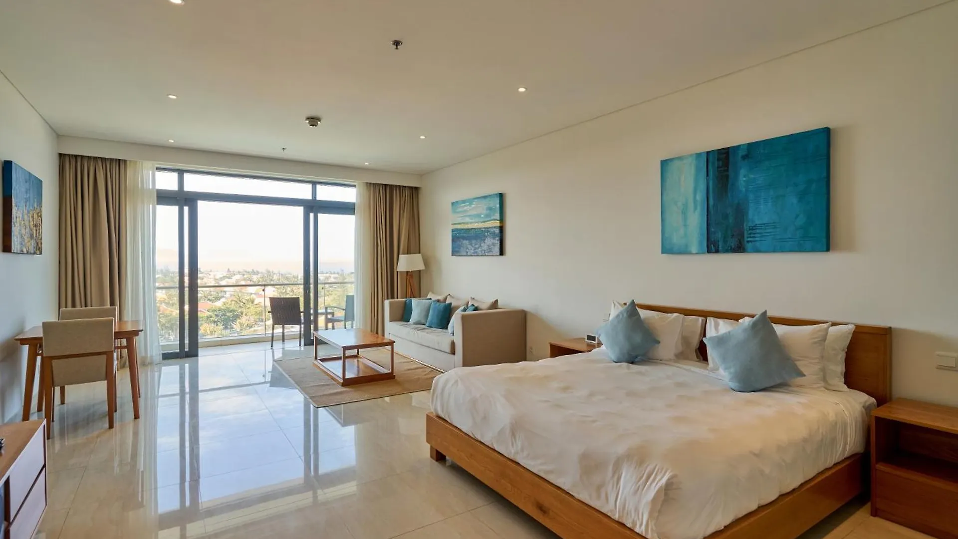 The Ocean Luxury Villa Da Nang