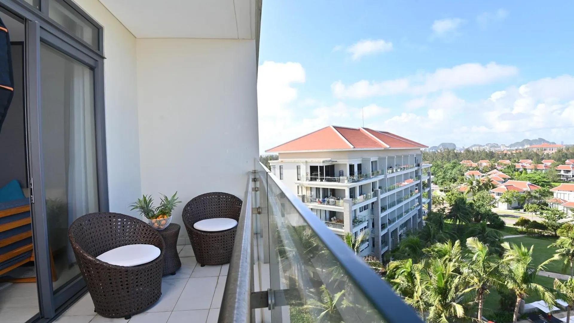 **** Resort The Ocean Luxury Villa Da Nang Vietnam