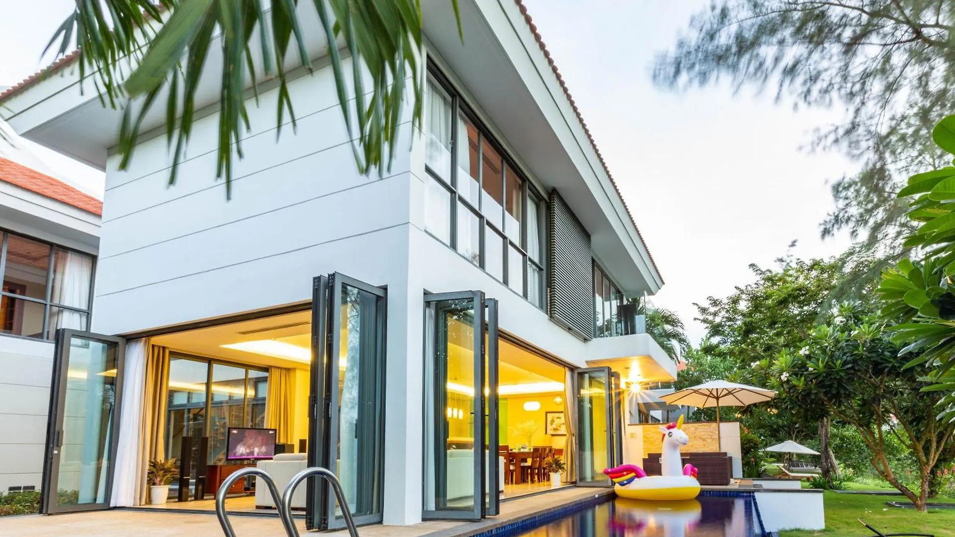 Resort The Ocean Luxury Villa Da Nang