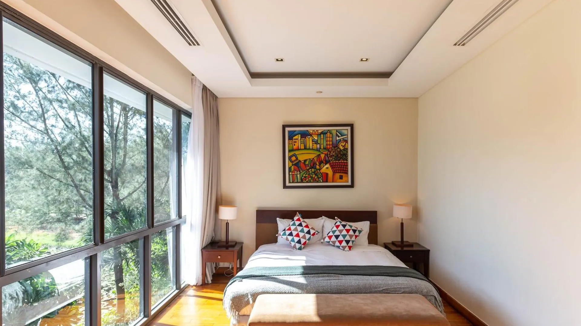 The Ocean Luxury Villa Da Nang